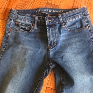 Distressed super stretch Articles of Society jeans Sz 26